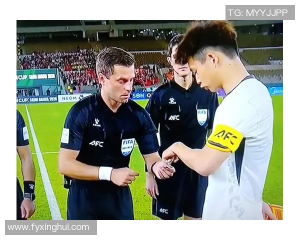 中国足球队主教练图解析与战术分析助力球队崛起之路